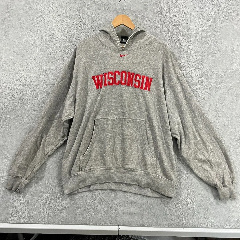 Wisconsin Badgers Hoodie Mens X-Large Gray Nike NCAA Football Sports Pullover